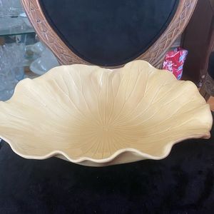 Laurie Gates yellow poppy dish